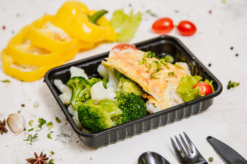 Lunch boxes: dishes in disposable plastic dishes, Russian cuisine - borsch, soup, rice, vegetables, pasta, meat cutlets, mushrooms. Top view