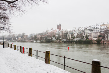 Basel, Kleinbasel, Rhein, Rheinufer, Uferweg, Münster, Kirche, Grossbasel, Riesenrad, Basel-Stadt,...