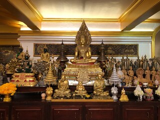 golden buddha statue in temple
