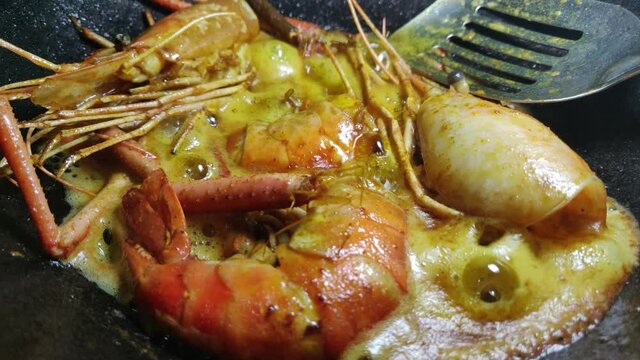 Cooking Frying Scampi ,Attukonchu, Jinga , Golda Chingdi , Dublin Bay Prawn ,Nephrops norvegicus or Norway Lobster