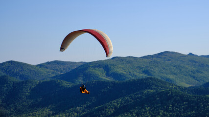 paragliding in the mountains