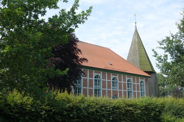 Fototapeta na wymiar Kirche in Ilienworth