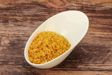 Vegetarian cuisine - dry bulgur for cooking