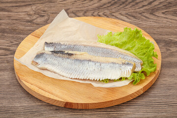 Herring fillet with salad leaves