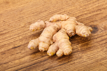 Natural organic raw ginger root