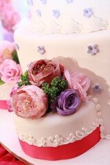 details of wedding cake