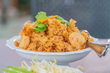 Fried shrimp thai style in deck.