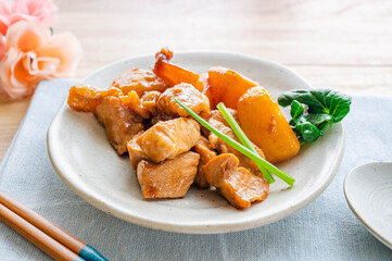 かぶと鶏肉の煮物