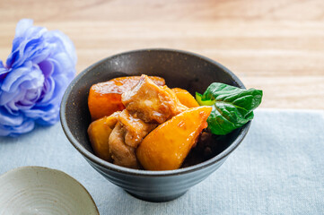 かぶと鶏肉の煮物