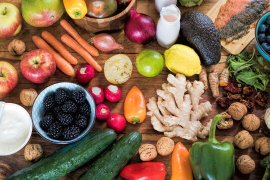 frisches obst und gem&uuml;se f&uuml;r ein gesundes immunsystem.