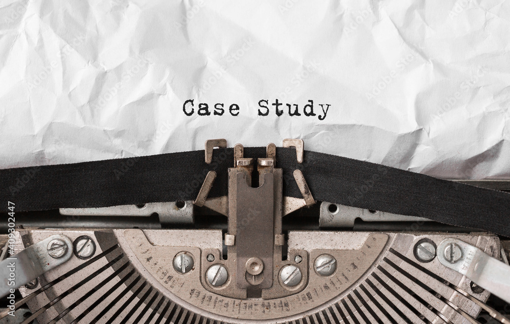 Aufkleber Text Case Study typed on retro typewriter