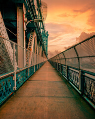 Manhattan bridge at sunset