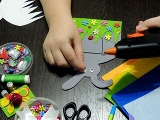 DIY, step-by-step instructions. Step 12. glue the eyes to our craft.