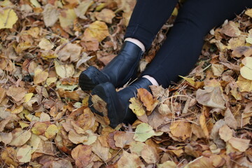 Obraz premium Im Laub sitzen