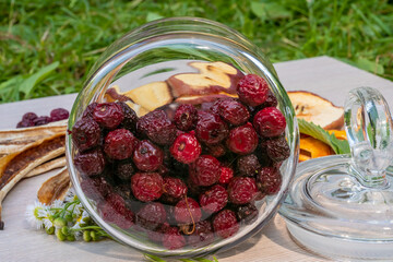 Home-made dried fruit making