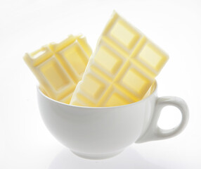 ホワイトチョコレート　割る