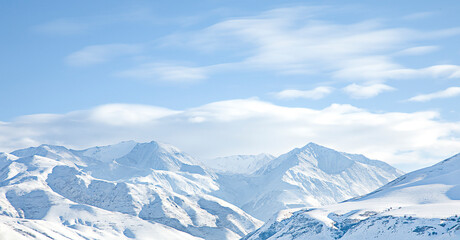 Fototapeta na wymiar Mountain winter snow panorama