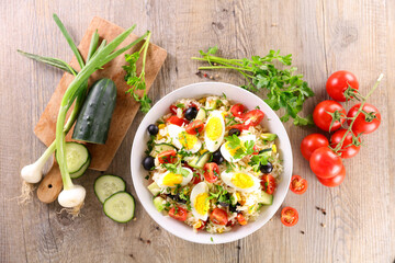 rice salad with egg and tomato