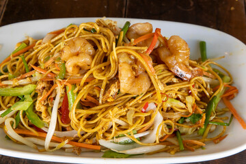 Singaporean noodles with shrimps and vegetables