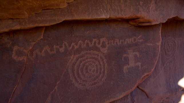 Ancient picture on the stone in the Zion park.