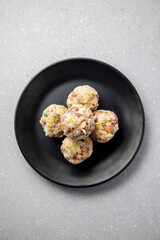 coconut and dry fruit laddoo for winters