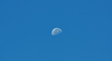 Moon in the daylight