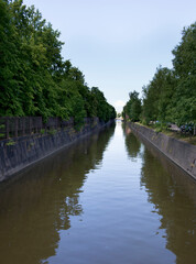 Fototapeta na wymiar The bypass channel in Kronstadt