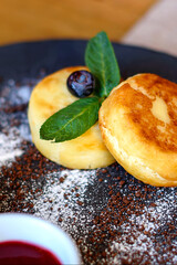 Cottage cheese pancakes with blueberry and mint for Breakfast or lunch.