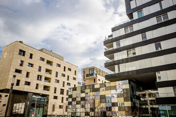 Dans le quartier de la Confluence à Lyon