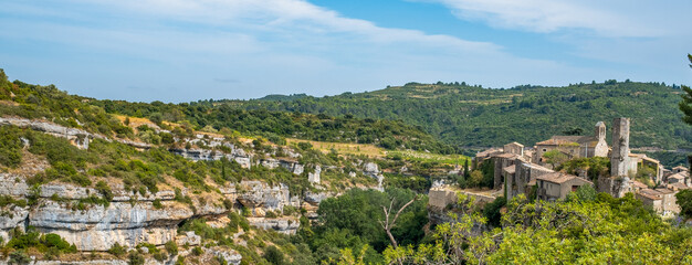 Vue sur le village de minerve, H&eacute;rault