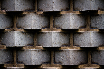 Protruding bricks