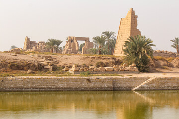 Obraz premium Famous Karnak temple in Luxor