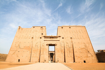 Naklejka premium Main gate of Horus temple in Edfu