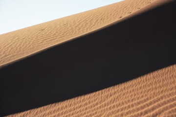 Wüstenlandschaft auf dem Weg ins Hidden Vlei im Namib-Naukluft Nationalpark. 