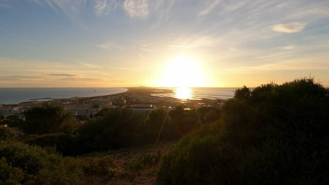 S&egrave;te - Panoramique depuis la for&ecirc;t des Pierres Blanches