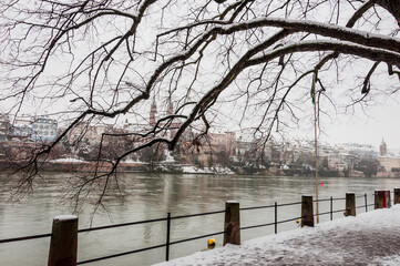 Basel, Kleinbasel, Rhein, Rheinufer, Uferweg, M&uuml;nster, Kirche, Grossbasel, Basel-Stadt, Pfalz, Altstadt, Altstadth&auml;user, Winter, Schnee,, Schweiz