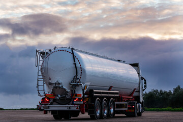 Truck with specific semi-trailer to transport powders, tank truck. © M. Perfectti