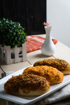 delicious fluffy pork or chicken floss bread 