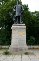 Obraz premium monument to the heroes of the soldiers