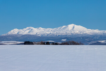 北海道　冬の十勝岳連峰