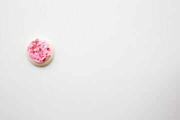 pink and white frosted cookies