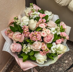 Bouquet of white and pink flowers roses closeup