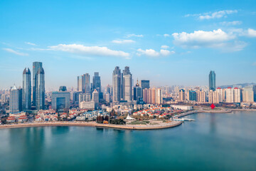 Fototapeta na wymiar A panoramic aerial view of the architectural landscape and skyline of Qingdao Fushan Bay