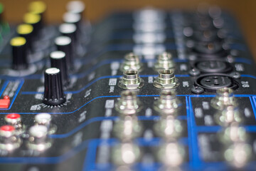 Video mixer for multi-camera live production