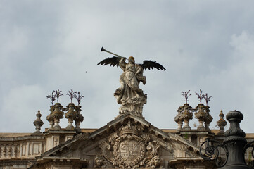 Angel de la Fama, Rectorado de la Universidad de Sevilla