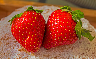 Cakes decorated with delicious strawberries