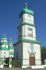 Trinity Cathedral in Novomoskovsk, vertical composition