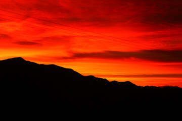 Atardecer en la monta&ntilde;a 