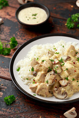 Creamy Chicken and mushroom with white rice