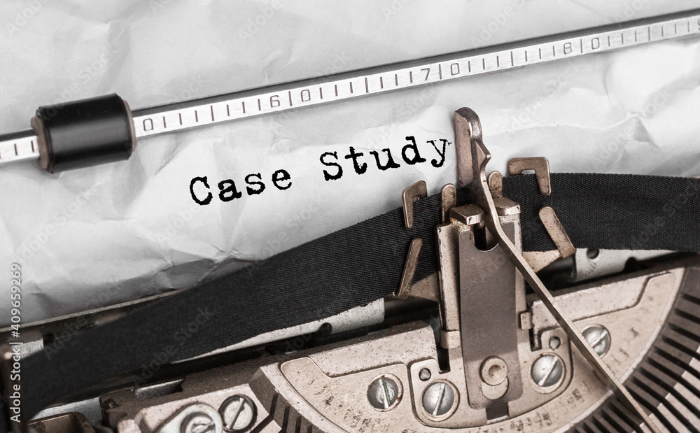 Aufkleber Text Case Study typed on retro typewriter